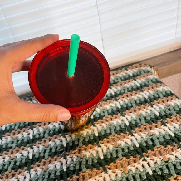 Starbucks red orange yellow ombré 24oz‎ stainless steel tumbler - Picture 3 of 6